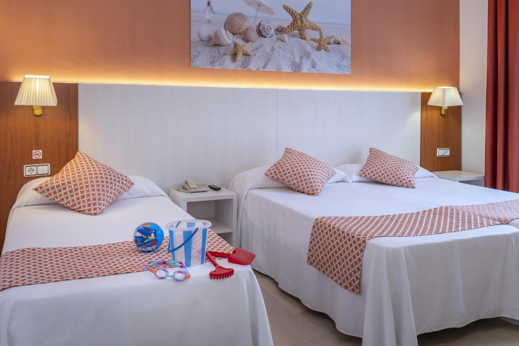 Ght Balmes, Hotel-Aparthotel&Splash Calella Exterior photo